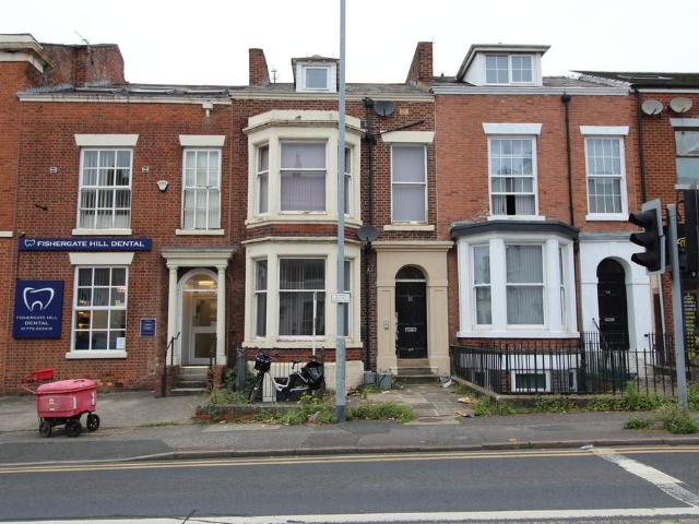 Fishergate Hill, Preston PR1 2 bed flat to rent £850 pcm £196 pw
