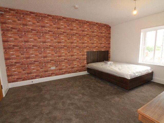 Fishergate Hill Top Floor Flat 6, Preston, Lancashire PR1, 3 bed flat to rent, £520 pppm | PrimeLocation