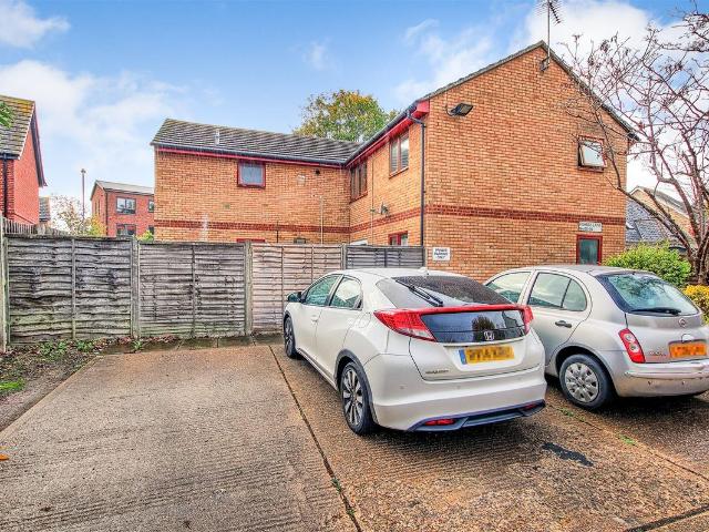 Fishers Lane, Cambridge CB1, 1 bed flat to rent, £1,200 pcm | PrimeLocation