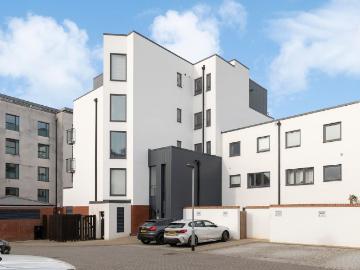 Fishers Lane, Cheltenham GL52, 2 bed flat to rent, £1,300 pcm | PrimeLocation