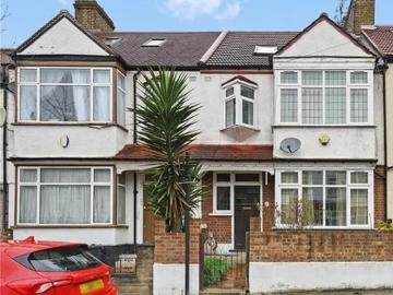 Fishponds Road SW17 London, SW17, Tooting Graveney, London, Greater London