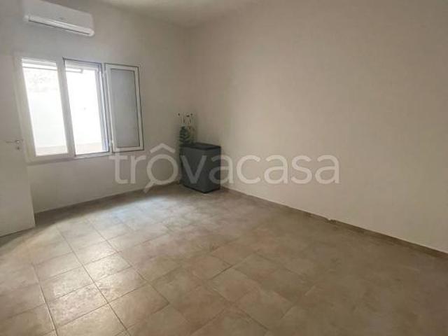 Fittasi monolocale a Napoli, Fuorigrotta