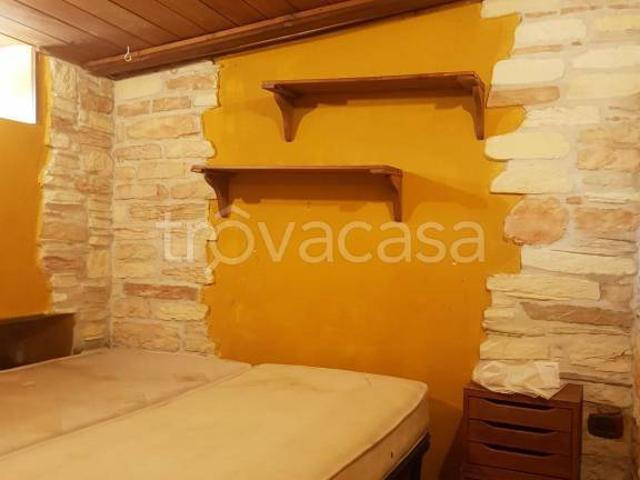 Fittasi monolocale a Qualiano via Santa Maria a Cubito