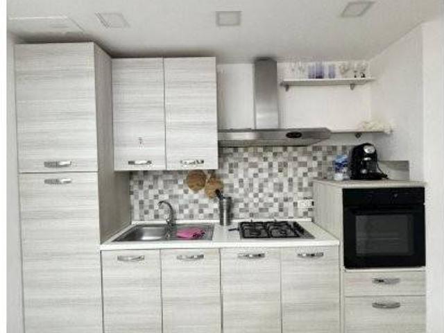 Fittasi appartamento a Napoli via Ventaglieri, Monte Santo