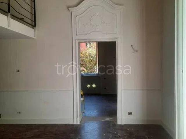 Fittasi appartamento a Napoli, Piazza Amedeo Parco Margherita