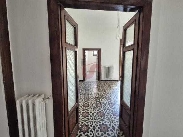 Fittasi bilocale a Benevento via Umberto I