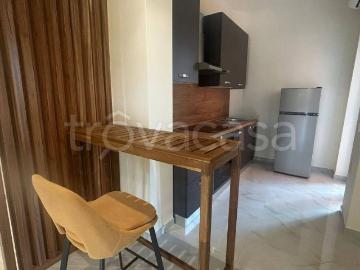 Fittasi bilocale a Napoli, Piscinola