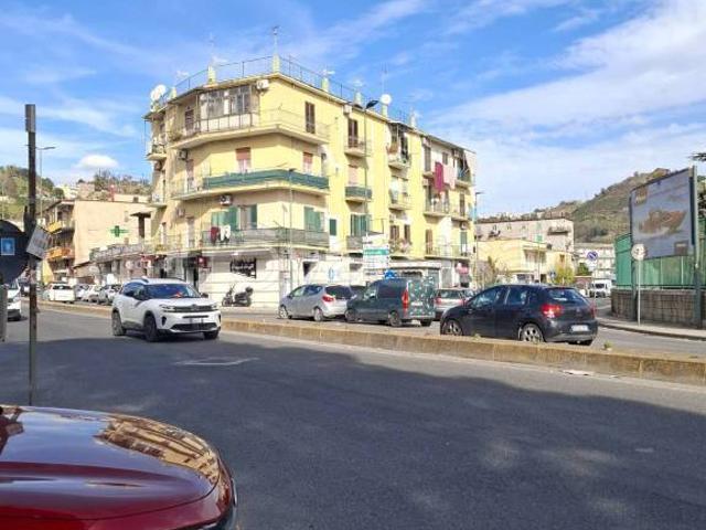 Fittasi bilocale a Napoli via Augusto Righi, Bagnoli