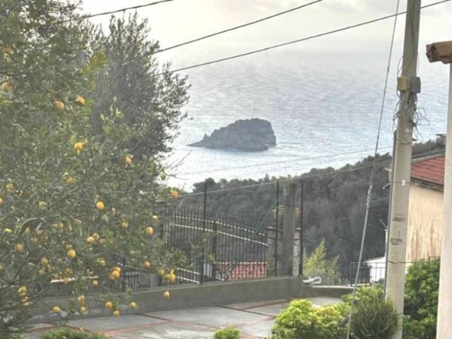 Fittasi bilocale a Piano di Sorrento via Lepantine
