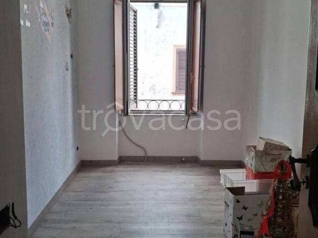 Fittasi palazzo a Napoli via Domenico Cimarosa, 84, Vomero
