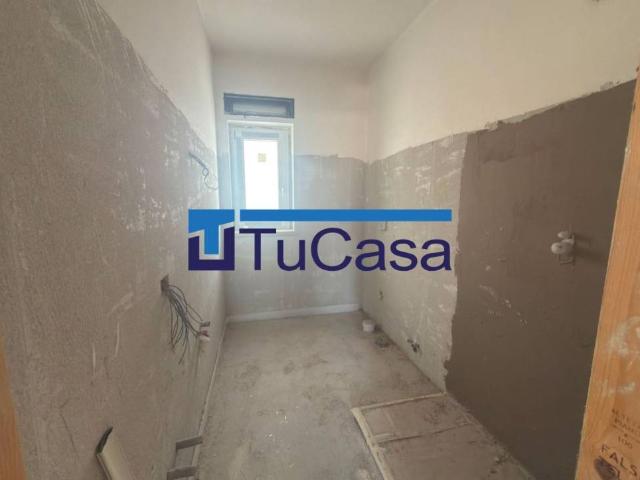Fittasi quadrilocale a Lusciano via Torre Pacifico