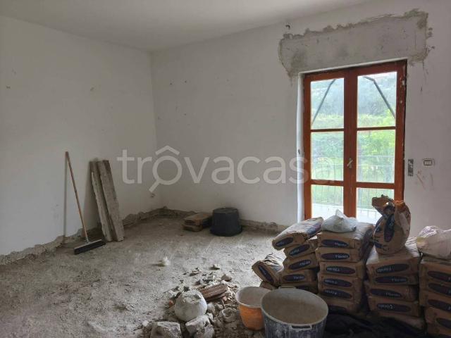 Fittasi quadrilocale a Quarto via Viticella