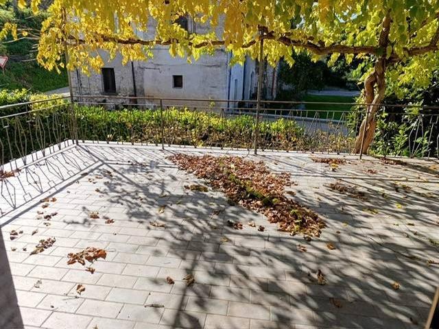 Fittasi quadrilocale a Rocca d'Evandro via Gesso Bianco, Bivio Mortola