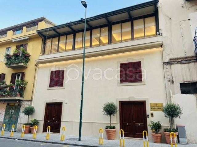 Fittasi stabile/palazzo a Napoli via Pigna, 96, Pigna Omodeo