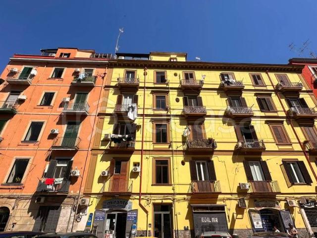 Fittasi trilocale a Napoli via Giordano Bruno, Mergellina Piedigrotta