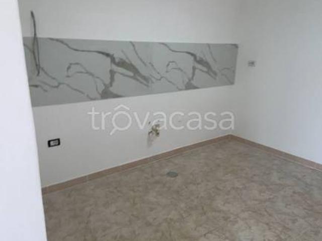 Fittasi trilocale a Casalnuovo di Napoli via Roma