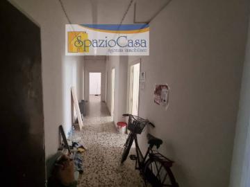 Appartamento in affitto a Via Michelangelo Aversa