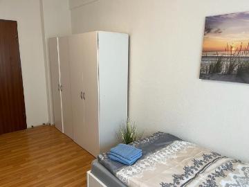 Fitter’s apartment near Veltinsarena Wilhelmine 1OGR, Gelsenkirchen Amsterdam Apartments for Rent