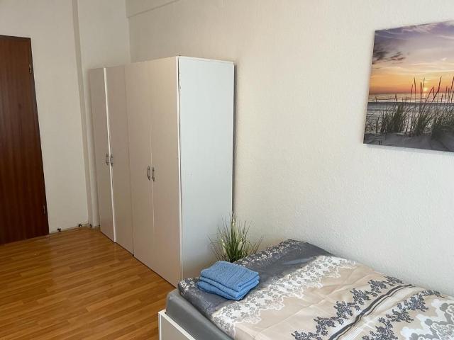 Fitter’s apartment near Veltinsarena Wilhelmine 1OGR, Gelsenkirchen Amsterdam Apartments for Rent