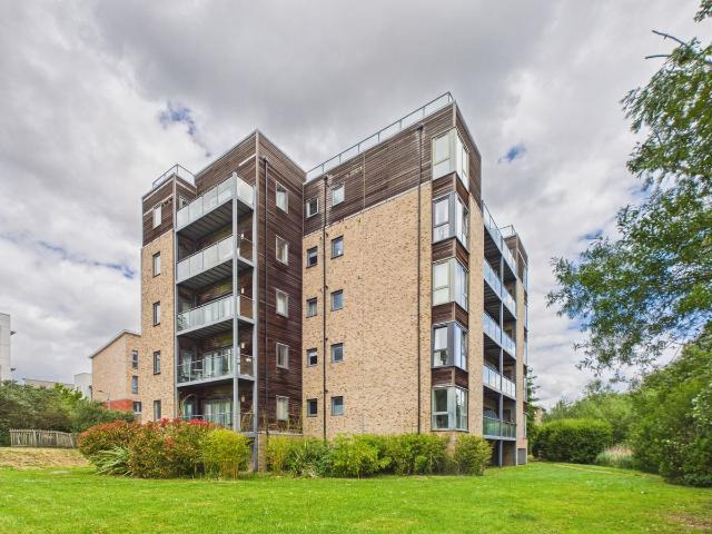 Fitzgerald Place, Cambridge, Cambridgeshire CB4, 2 bed flat to rent, £2,000 pcm | PrimeLocation