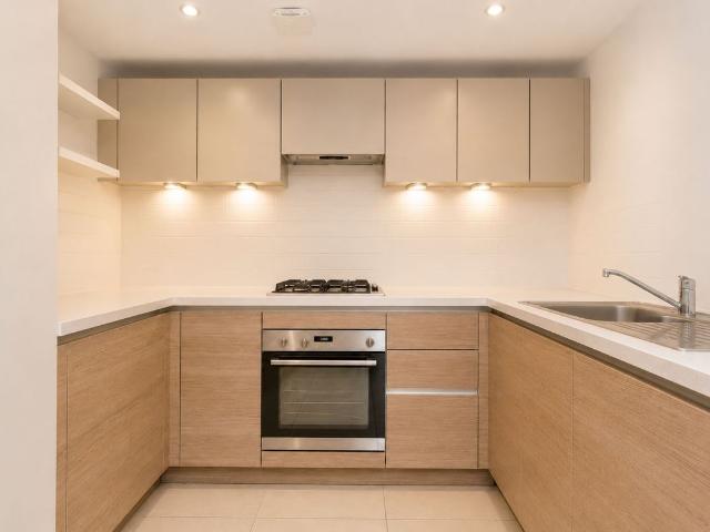 Fitzgerald Place, Cambridge CB4, 2 bed flat to rent, £1,750 pcm | PrimeLocation