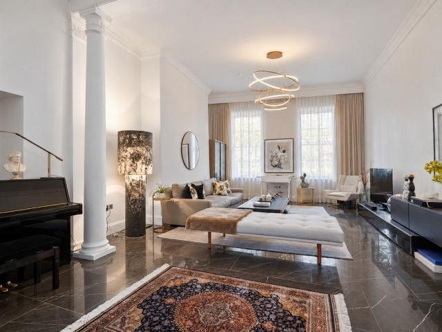 Fitzhardinge Street, London W1H, 4 bed flat to rent, £15,000 pcm | PrimeLocation