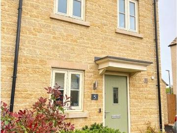 Fitzherbert Close, Tetbury GL8, 2 bed semi detached house to rent, £1,600 pcm | PrimeLocation