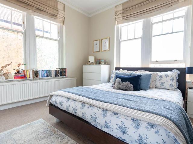 Fitzjames Avenue, West Kensington W14, 3 bed flat to rent, £4,100 pcm | PrimeLocation
