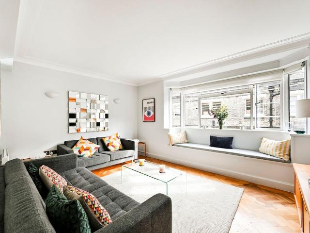 Fitzrovia WC1E, 2 bed flat to rent, £6,215 pcm | PrimeLocation