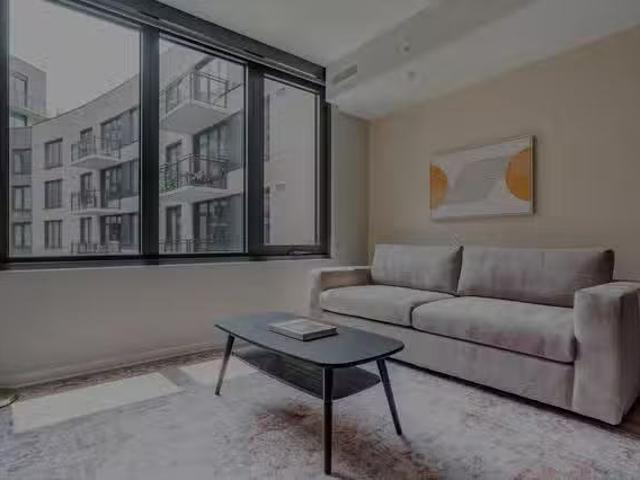 Fitzroy, 3275 Washington Blvd, Lyon Village 1 Bedroom 1 Bath