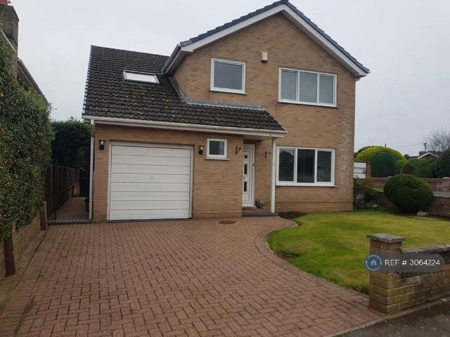 Fitzwilliam Close, Bournemouth, BH11 4 bed detached house to rent £2,000 pcm £462 pw