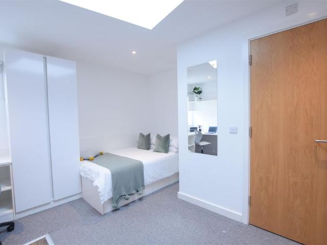 Fitzwilliam Place Apartment 32 STUDENT ONLY 26/27