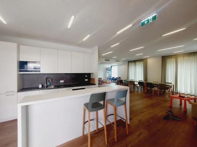Fitness, Sauna, Garten & Gemeinschaftsraum im Haus/ Moderne 2 Zimmer Wohnung mit Balkon nahe U2 Aspernstraße