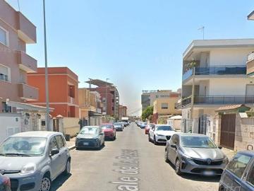 Fiumicino accogliente trilocale arredato