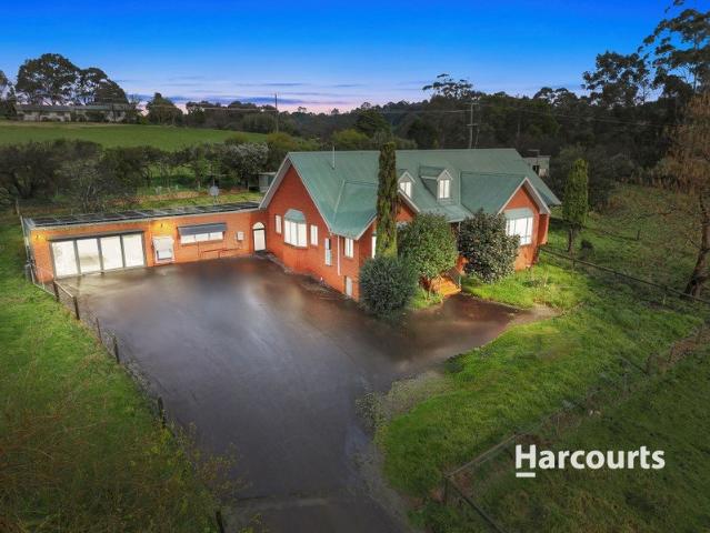Five Acres of Lifestyle, Space & Potential