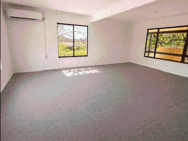Five Acres, Pool & Plenty of Space
