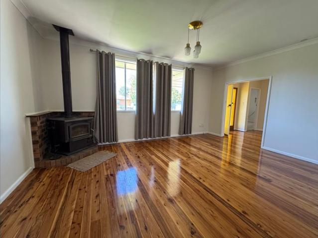 FIVE BEDROOM FAMILY HOME
