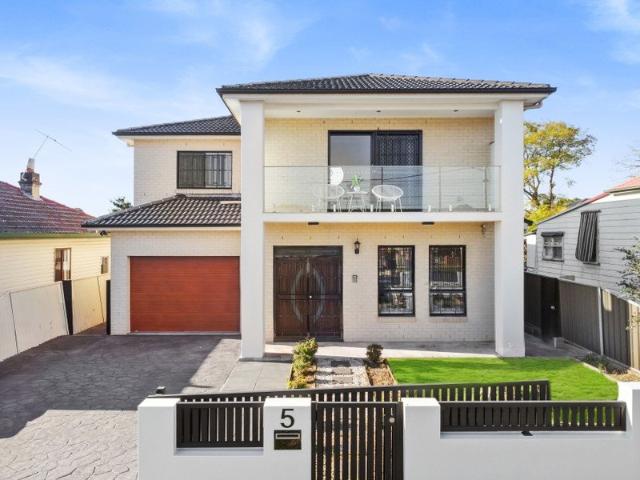 Five bedroom family home plus a self contained granny flat on a gated 607sqm block