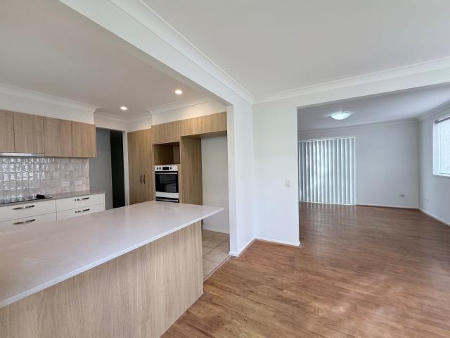 FIVE BEDROOM FRESHLY RENOVATED FAMILY HOME!