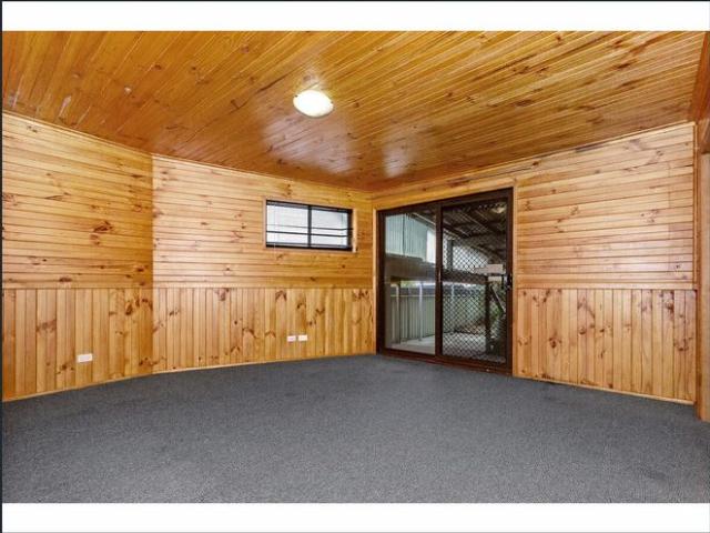 FIVE BEDROOM HOME WITH FLEXIBLE STUDIO LIVING