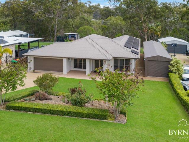 FIVE BEDROOM HOME IN FAMILY FRIENDLY CUL DE SAC WITH SHED + S0LAR