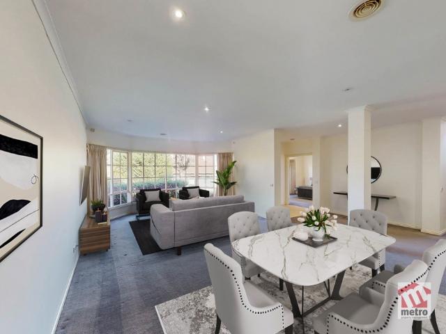 FIVE BEDROOM HOME IN PICTURE PERFECT LOCATION!