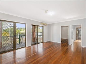 Five Bedroom Townhouse Located Off Racecourse Road