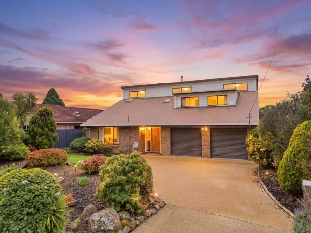 Five Bedrooms, Family Space & Farmland/River Views