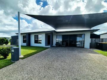Five Bedrooms, Resort Pool, Massive Shed & Builders Warranty The Ultimate Family Upgrade