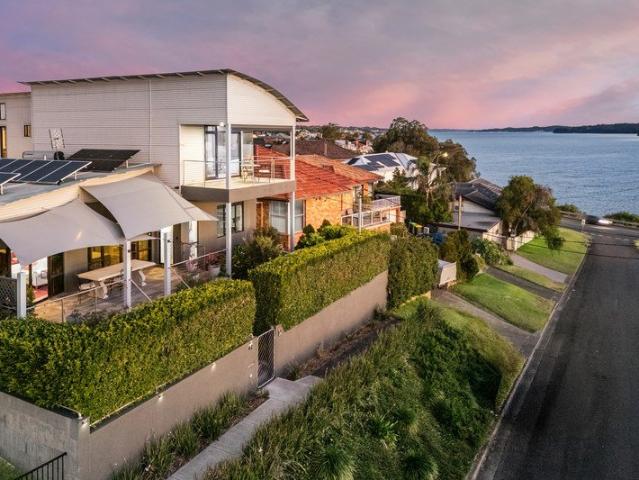 Five Star Living Experience Offering Cinematic Lake Views