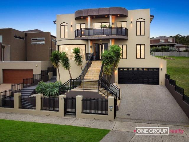5 Bedrooms | 5 Bathrooms | 5 Car Garage The Ultimate Family Home!