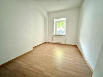 Fixe Besichtigung Mo 29.06 um 17.00 Uhr! Erdgeschosswohnung mit 2 Schlafzimmern!