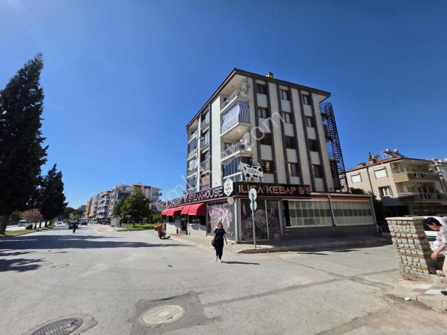 Fiyat Düştü Tire Merkezde Cadde Üzeri Satılık 130 M² 3+1