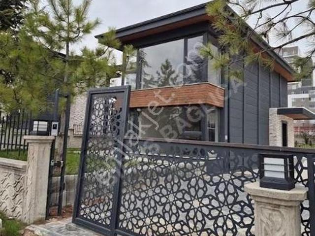 Fiyat Düştü !biens'ten Bağlıca Merkezde Lüks Satılık Villa